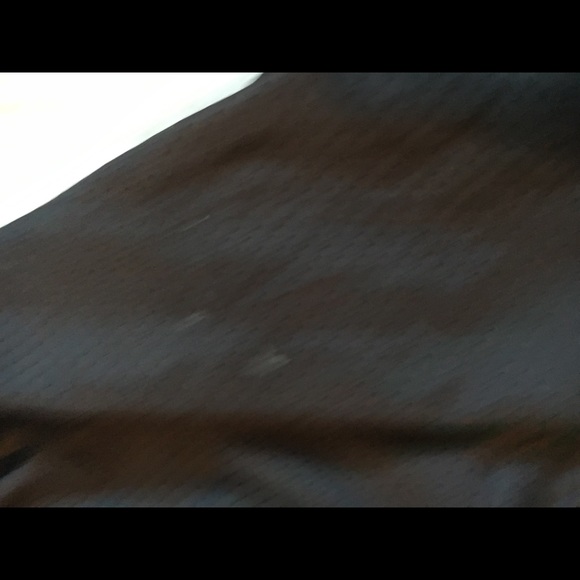 Windbreaker - Picture 3 of 10